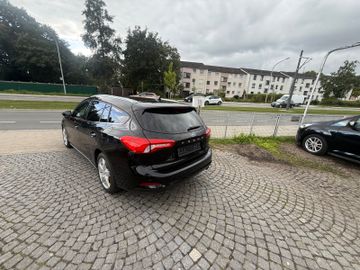 Ford Focus - 8