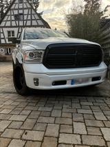 Andere Dodge RAM 1500 - Andere mit Benzin-Antrieb: Geländewagen