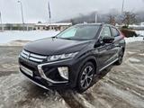 Mitsubishi Eclipse Cross Spirit+ 4WD CVT Standheizung, AHK  - Mitsubishi Eclipse Cross: Spirit