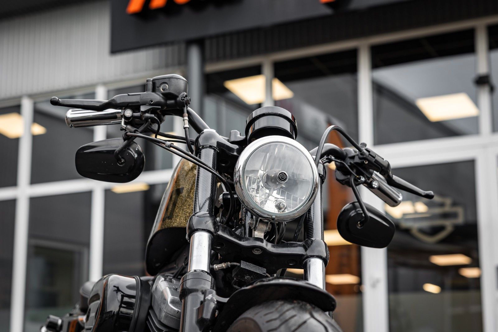 Fahrzeugabbildung Harley-Davidson XL1200X SPORTSTER FORTY-EIGHT - Miller Auspuff -