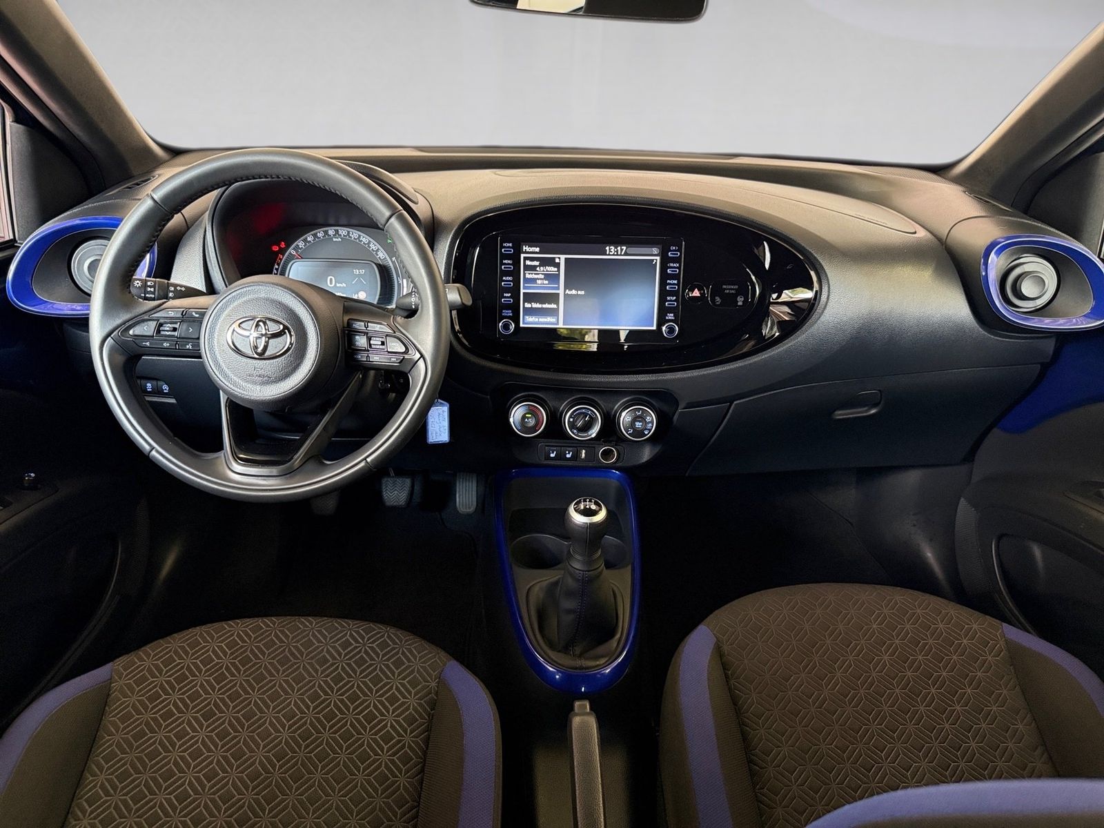Fahrzeugabbildung Toyota Aygo X 1.0 Pulse Kamera,SHZ,ACC,PDC,LM