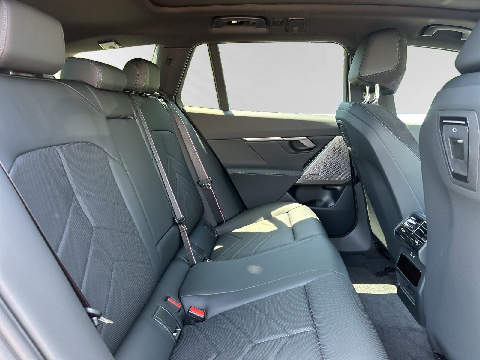 BMW i5 - Bild 9