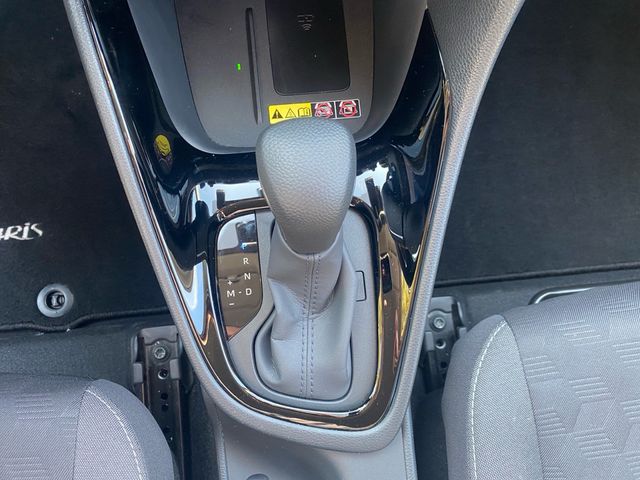 Yaris 1.5 Style KLIMA RÜCKFAHRKAMERA ACC LED