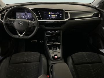 Fotografie des Opel Grandland (X) Grandland GS 1.5D AT Alcantara Navi 360°Kamera