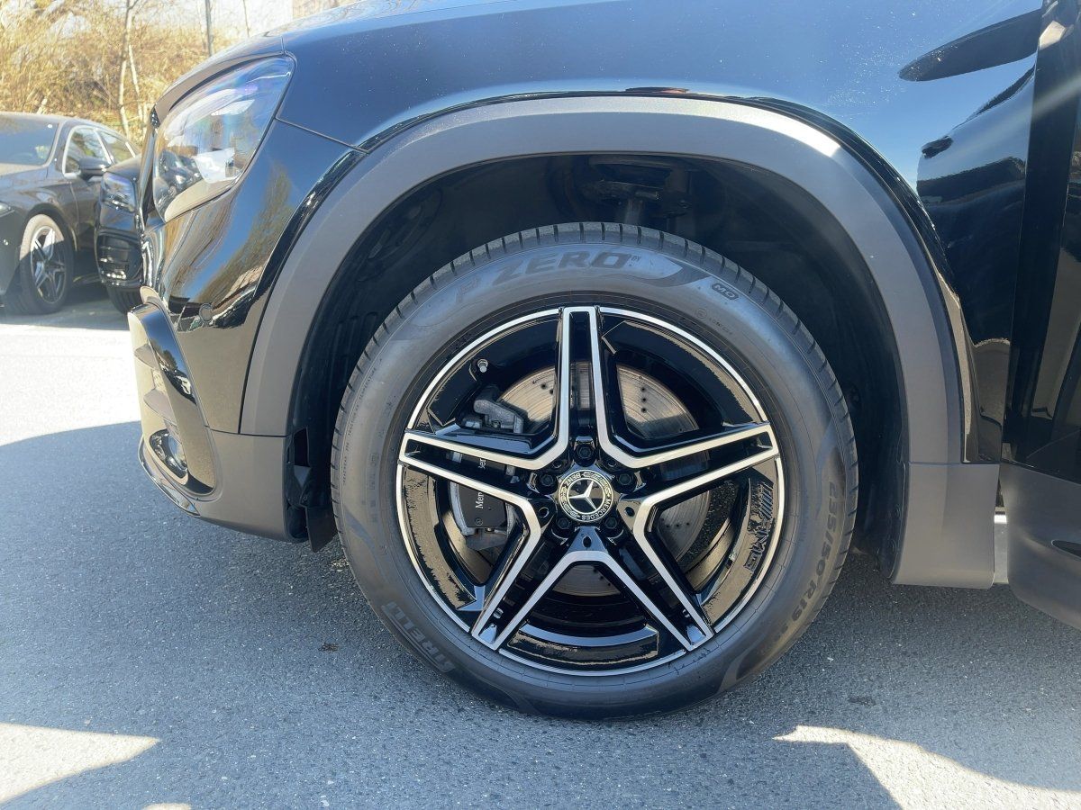 Fahrzeugabbildung Mercedes-Benz GLB 220 d 4M AMG/Night/Pano/Kamera/AHK