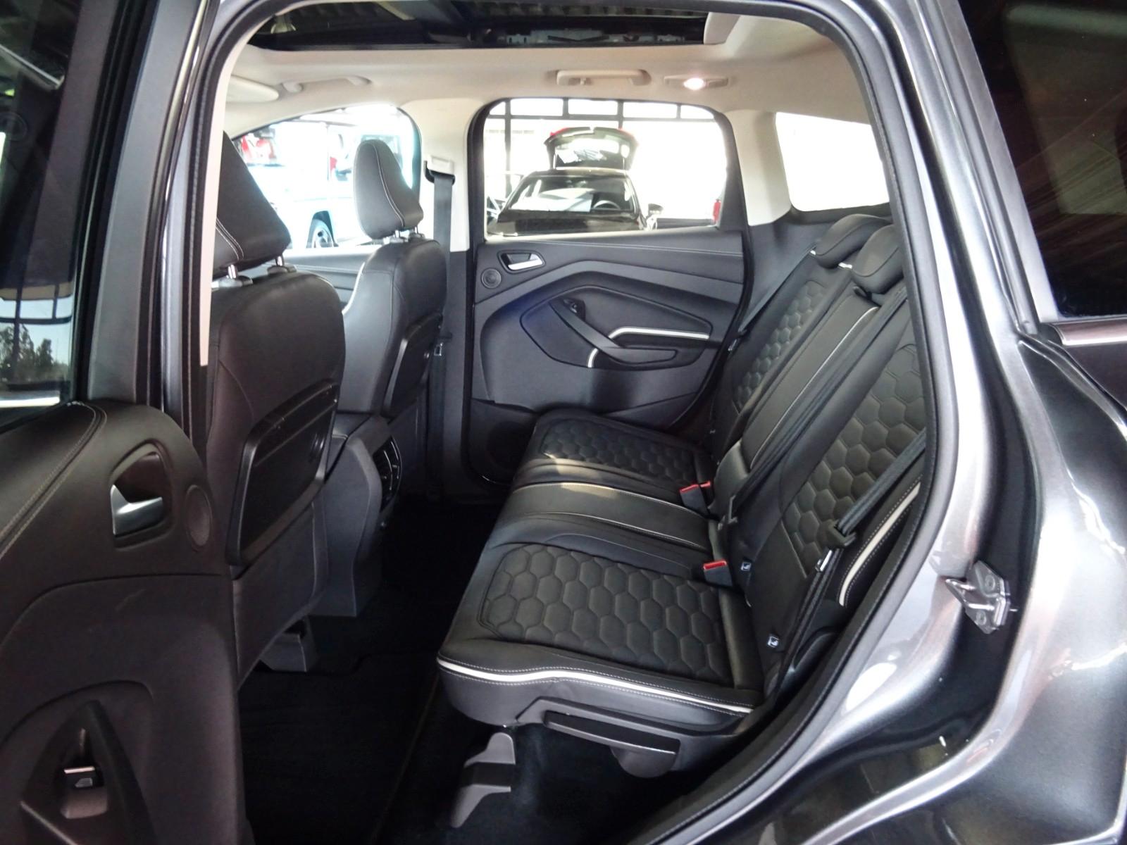 Ford Kuga TDCi 4x4 Vignale/ Navi/ BiXenon/ AHK/ 1Hand