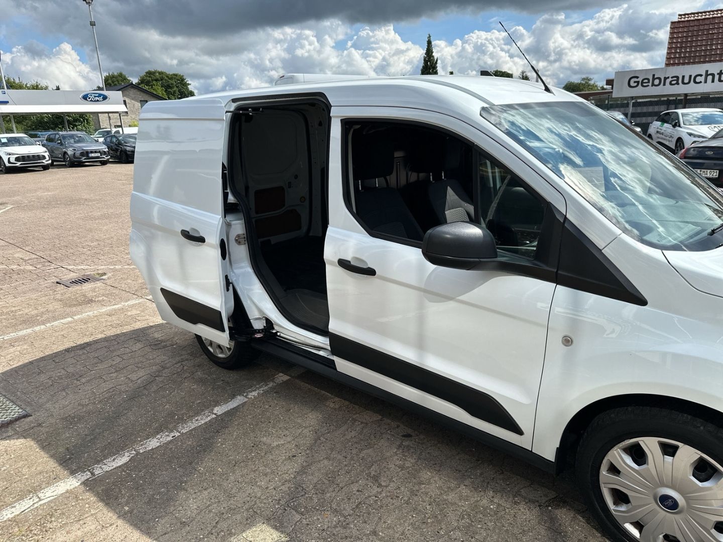 Fahrzeugabbildung Ford Transit Connect Kasten Trend 1.5 EcoBlue EU6d DA