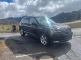 Volkswagen Tiguan Highline BMT/Start-Stopp 4Motion - Volkswagen Tiguan: Van