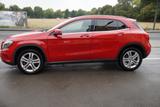 Mercedes-Benz GLA 200 GLA /CDI*2 HD*AUTOM* - Mercedes-Benz GLA 200: Limousine