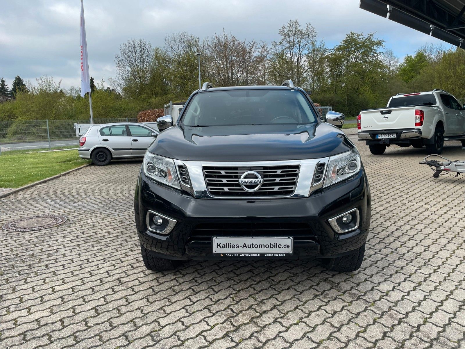 Fahrzeugabbildung Nissan Navara NP300 Tekna Double Cab 4x4