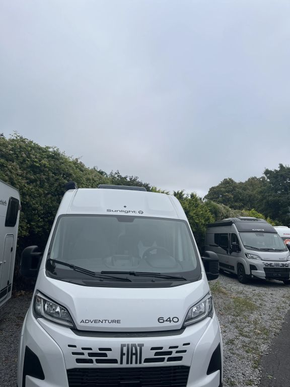 Sunlight Camper Van CLIFF 640 Adventure Edition Längsbett