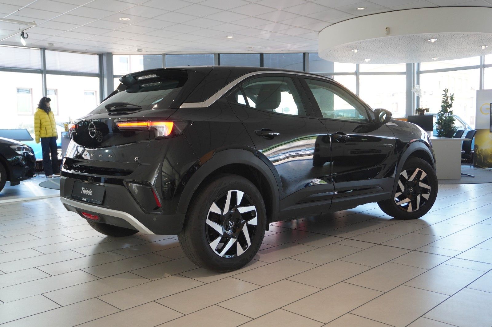 Fahrzeugabbildung Opel Mokka-e ELEGANCE 3-PHASIG NAVI/LED/KAMERA/DAB+