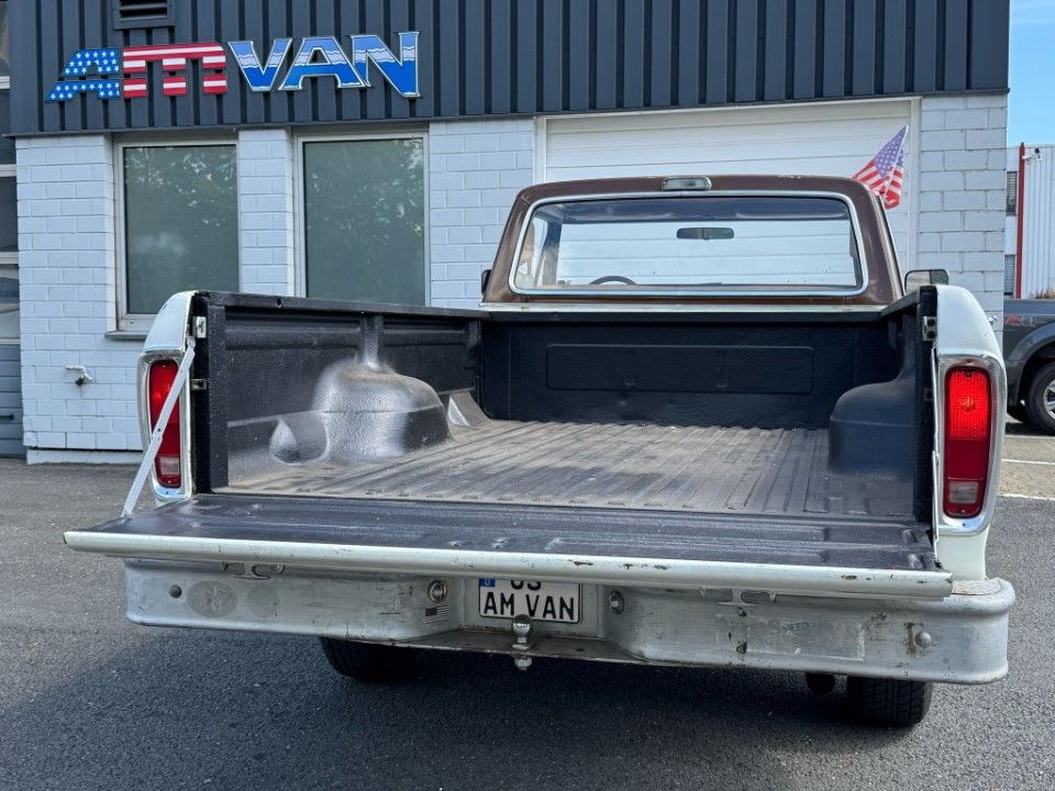 Fahrzeugabbildung Ford F 150 XLT Ranger 6.3V8 Long Bed Erstlack