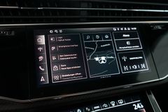AUDI Q8 60 TFSI e | B&O | HuD | Pano | Nardo | SOFORT AUDI Q8 60 TFSI e | B&O | HuD | Pano | Nardo | SOFORT