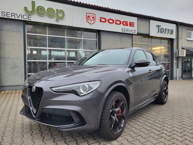 Alfa Romeo Stelvio Quadrifoglio 2.9 V6 Bi-Turbo PANO/HARMAN