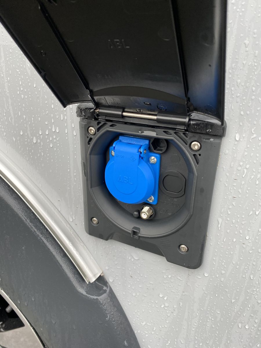 Fahrzeugabbildung Knaus Südwind 60 YEARS 650 PXB Modell 2025