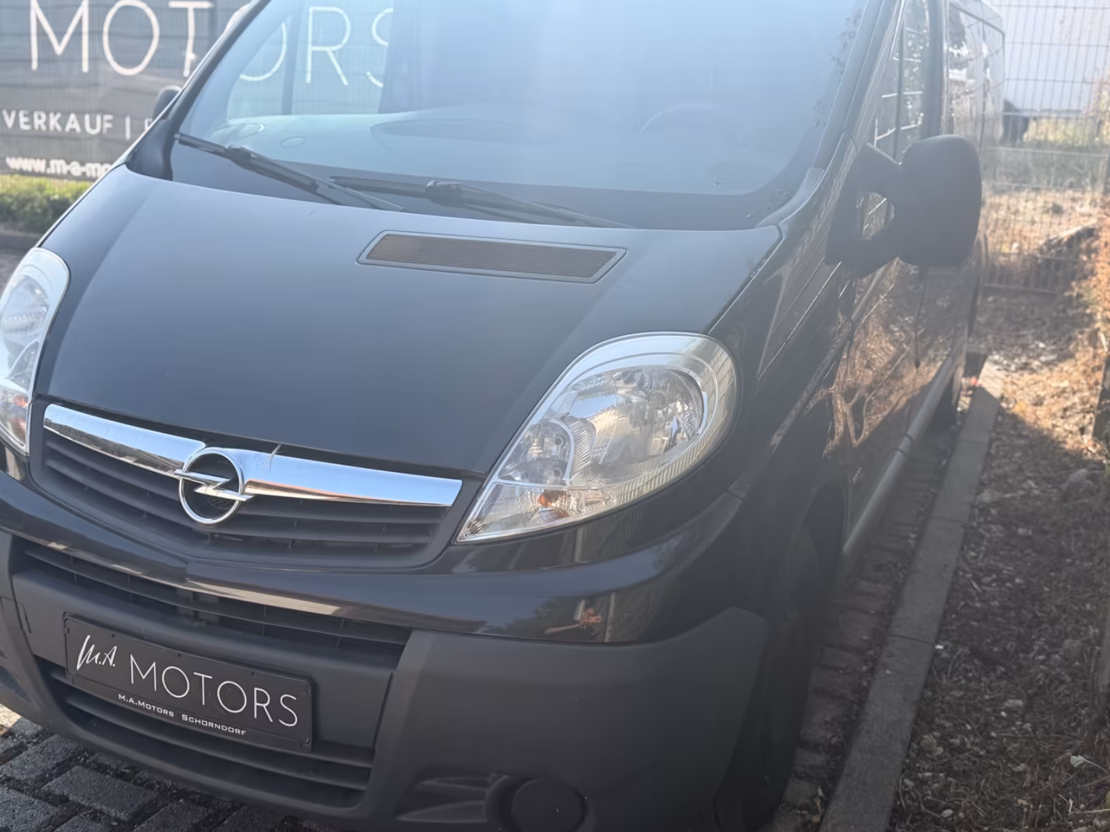 Opel Vivaro Kasten/Kombi L2H1 2,9t/KLIMA/AHK/STANDHEI