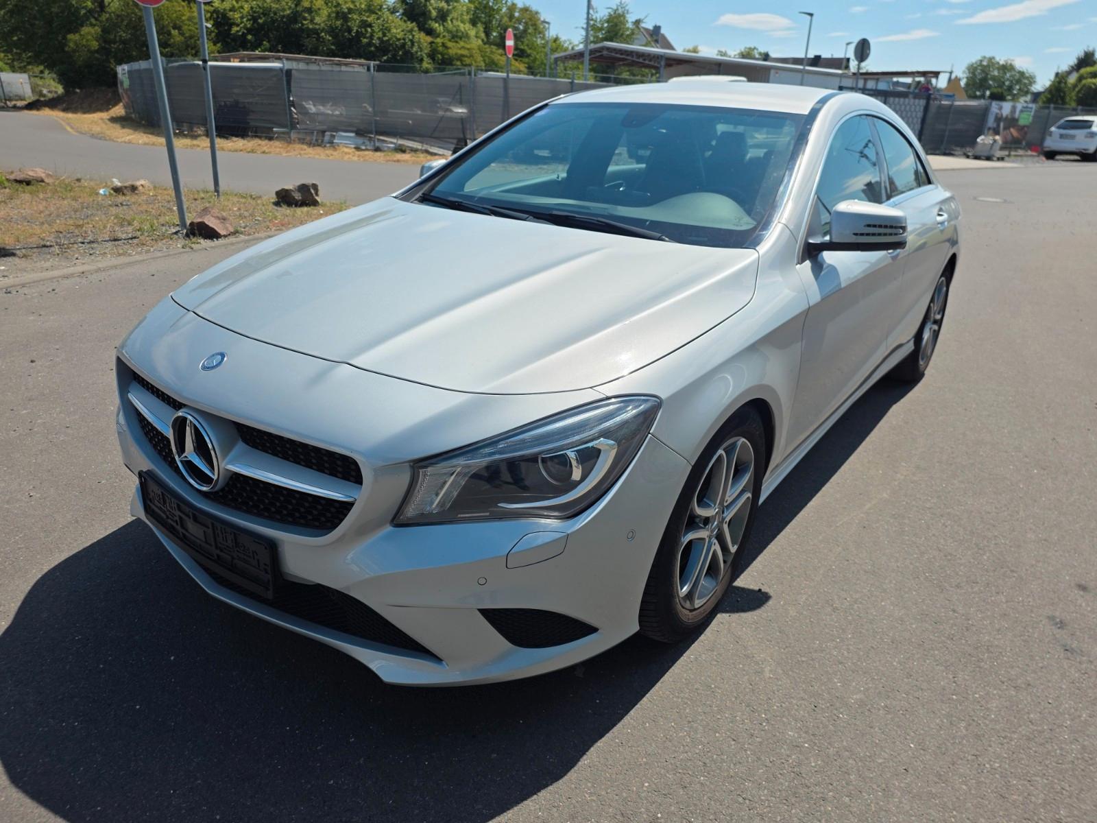 Mercedes-Benz CLA 200,Automatik,HU+AU bis 07.28