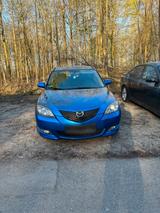 Mazda 3 / Blau / 105 ps / Stoff / Benzin - Mazda 3: ST