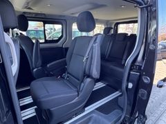 Fahrzeugabbildung Trafic Grand SpaceClass 2.0 dCi Escapade-Paket