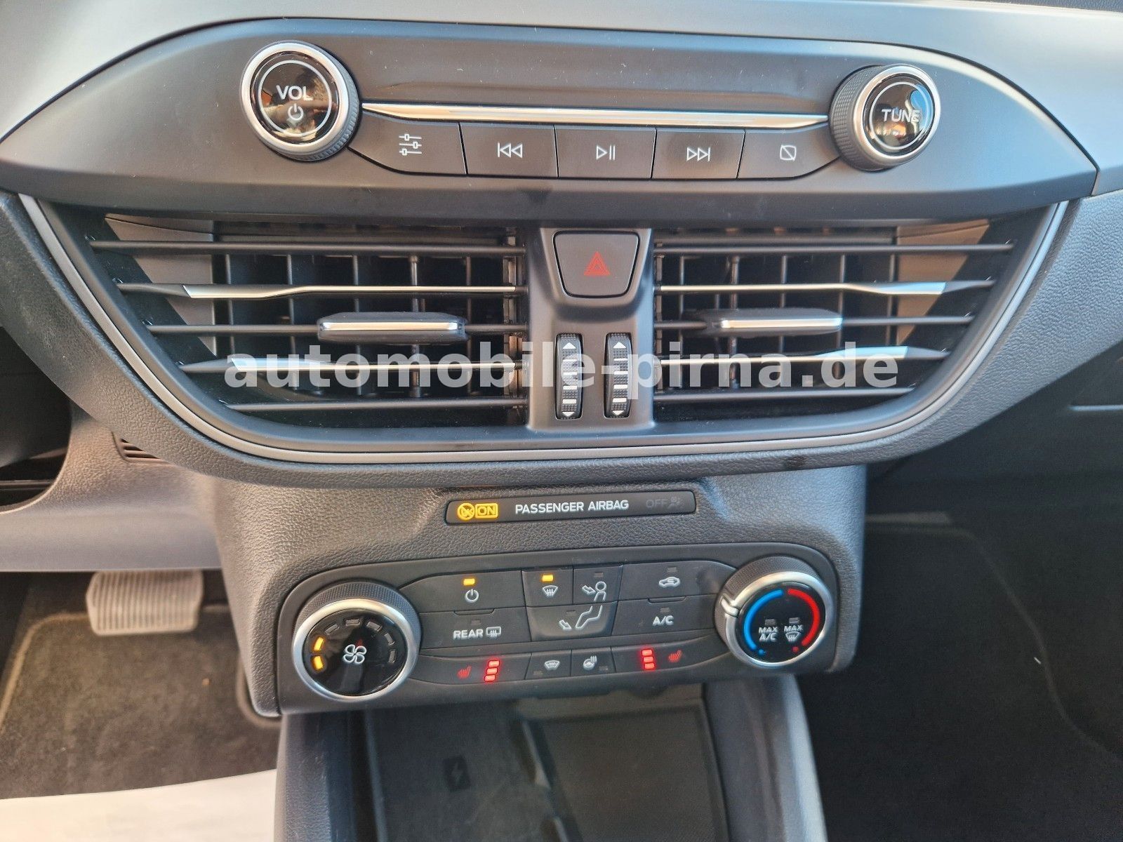 Focus Turnier C&C 1.5 EcoBlue Automatik +LED/CAM