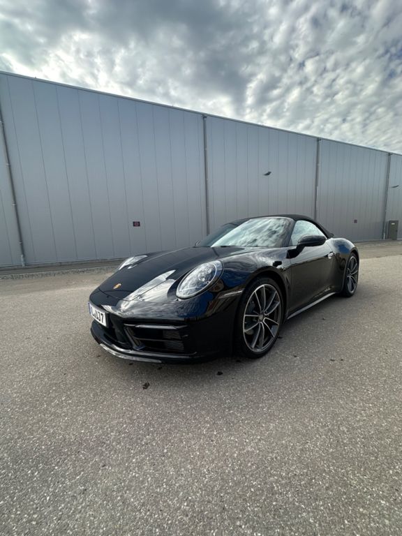 Image of Porsche 992