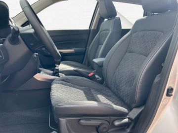 Fotografie 13 des Suzuki Vitara 1.4 Comfort+ Kamera ACC Pano Teilleder