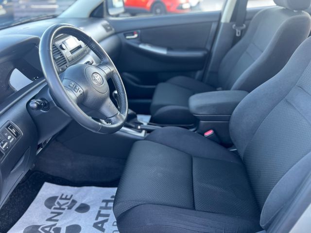 Toyota Corolla  1.6 Sol / Compact