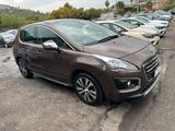 Peugeot 3008 BlueHDi 120 S&S Allure - Peugeot Hybrid (Diesel/Elektro)