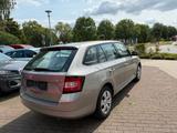 Skoda Fabia Combi 1.2 TSI Active Klima/8-fach bereift - Skoda Fabia Gebrauchtwagen in Krefeld