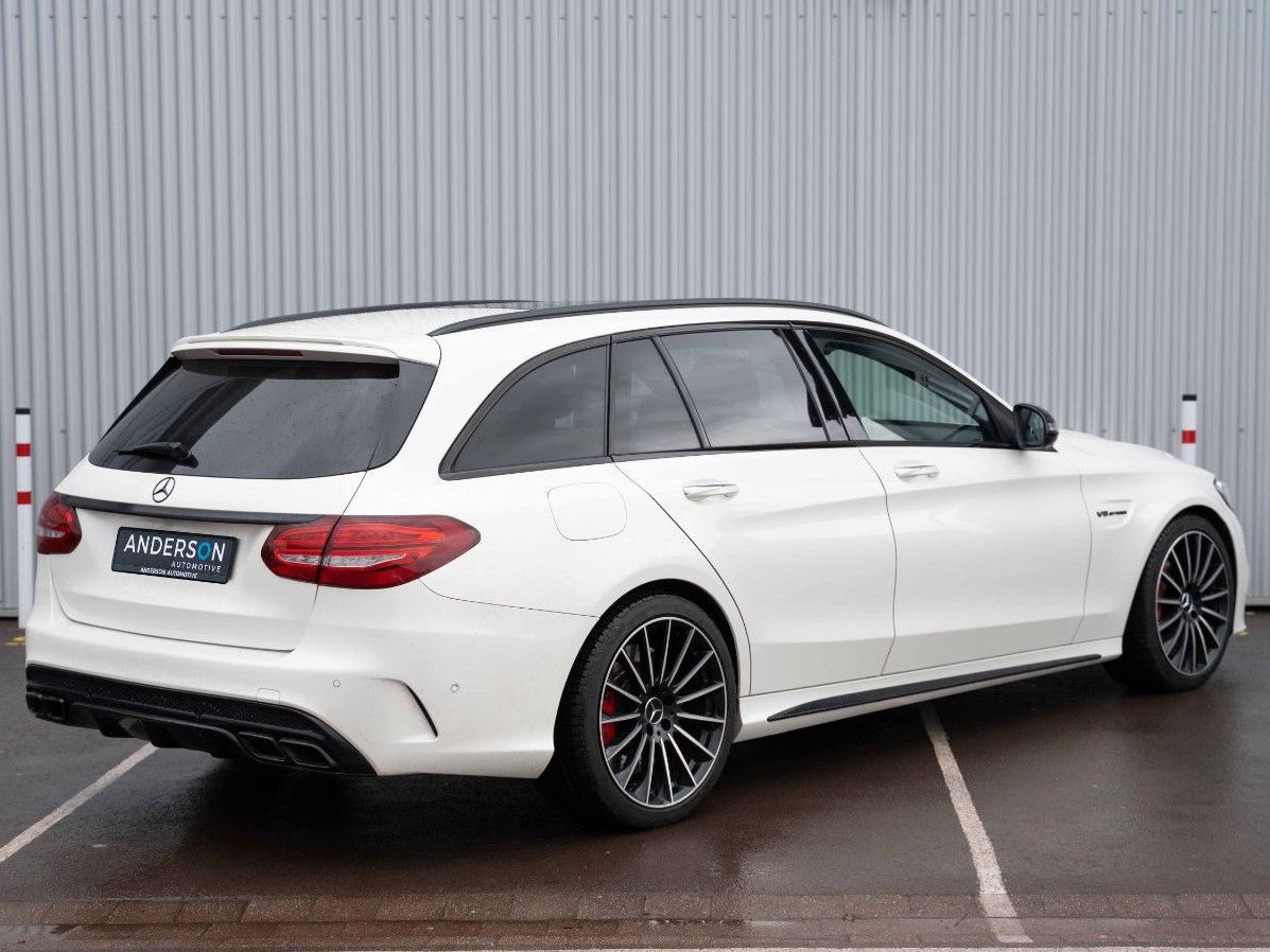 Fahrzeugabbildung Mercedes-Benz C 63S T AMG LED HUD CARBON NIGHT PANO 360°