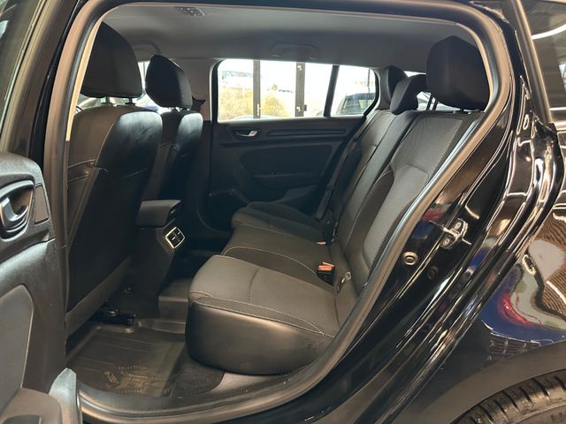 Renault Megane IV Grandtour Play *Navi*AHK*Sitzheiz.*