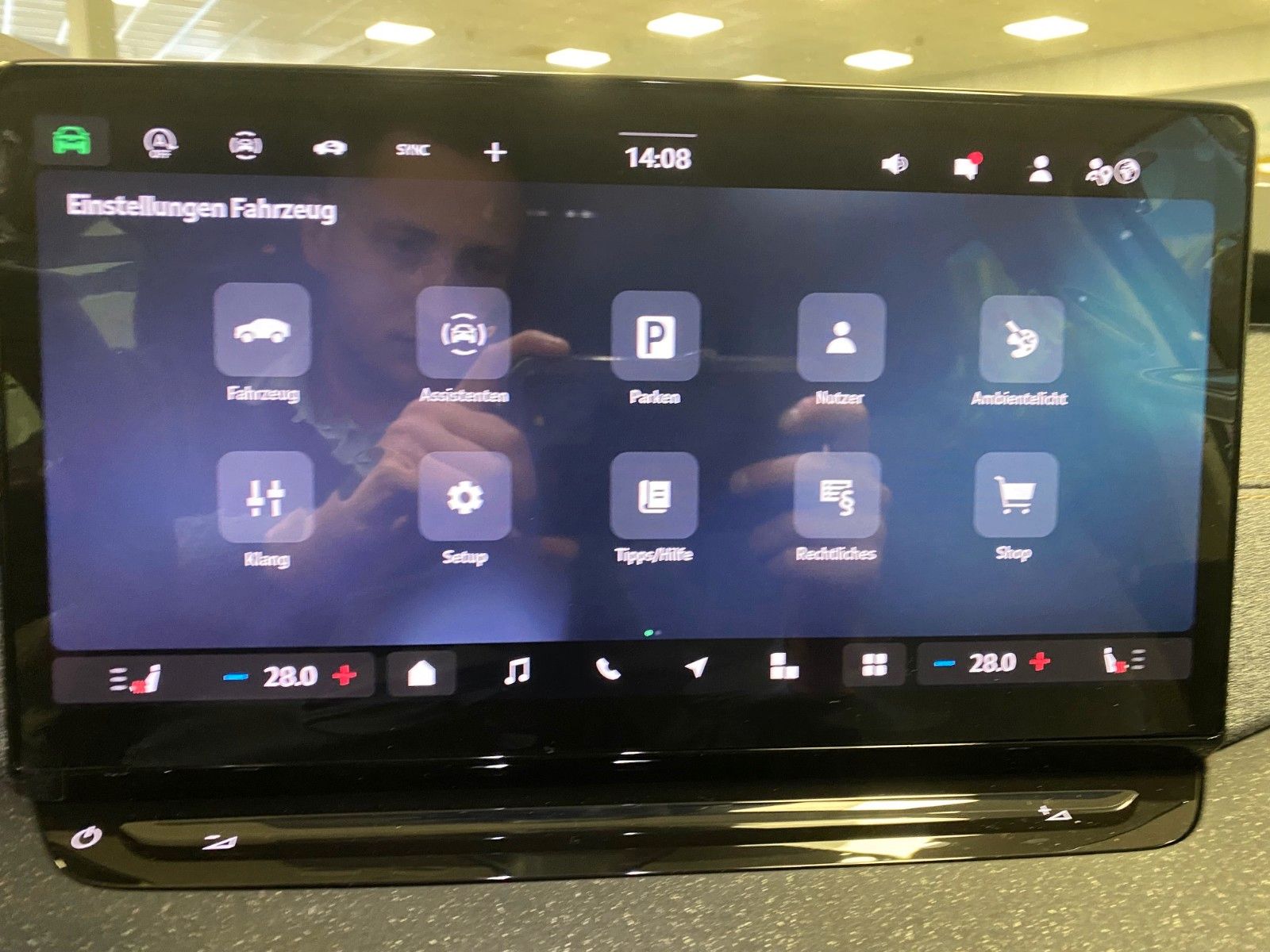 Fahrzeugabbildung SKODA Octavia 1.5 TSI MHEV DSG Selection+NAVI+AHK+ACC+