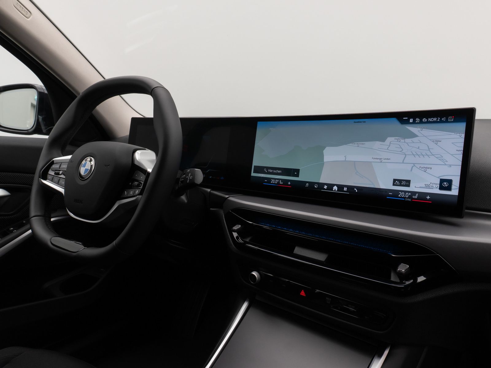 Fahrzeugabbildung BMW 318i Kamera DAB Sportlenkrad CockPit+ Alarm LED