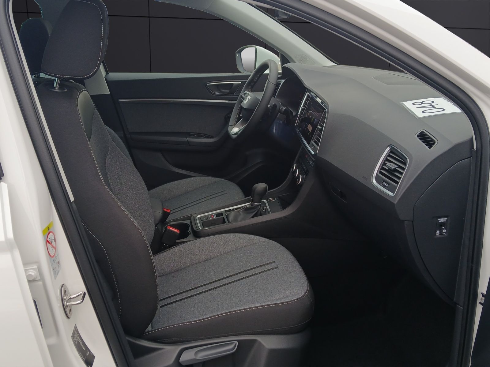 Fahrzeugabbildung SEAT Ateca 2.0 TDI Road Edition DSG ACC Kamera