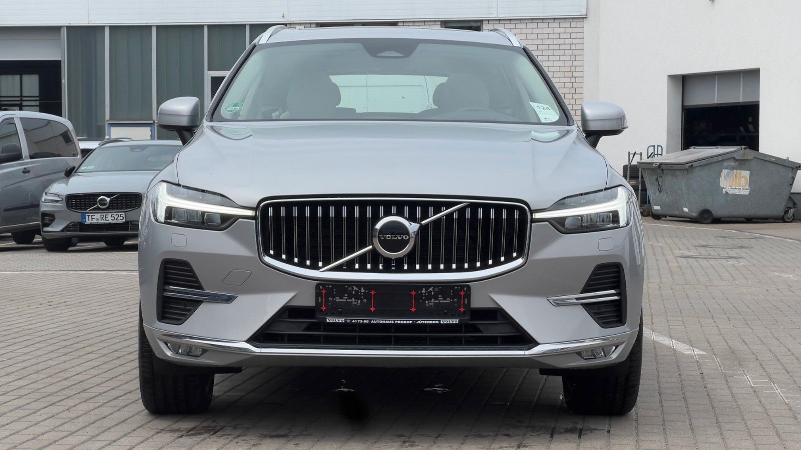 Fahrzeugabbildung Volvo XC60 B5 D Ultimate Bright AWD*AHK*STHZG*Massage*