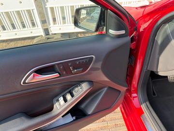 صورة مصغرة 12 لـ 2014 Mercedes-BENZ A 220
