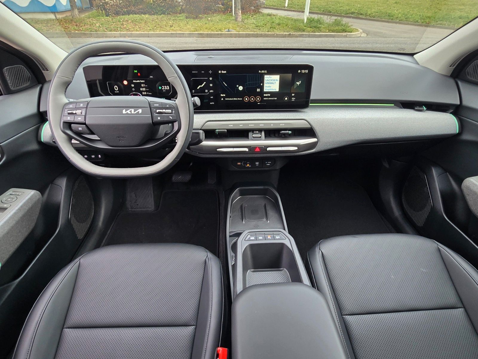 Fahrzeugabbildung Kia EV4 81 FWD EARTH UP TE WIC DWP DE SD