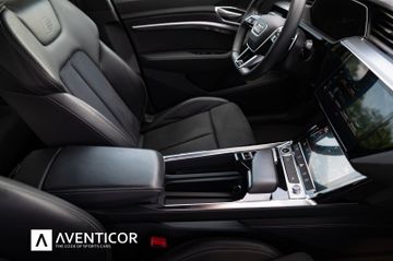 Audi Q8 e-tron - 8