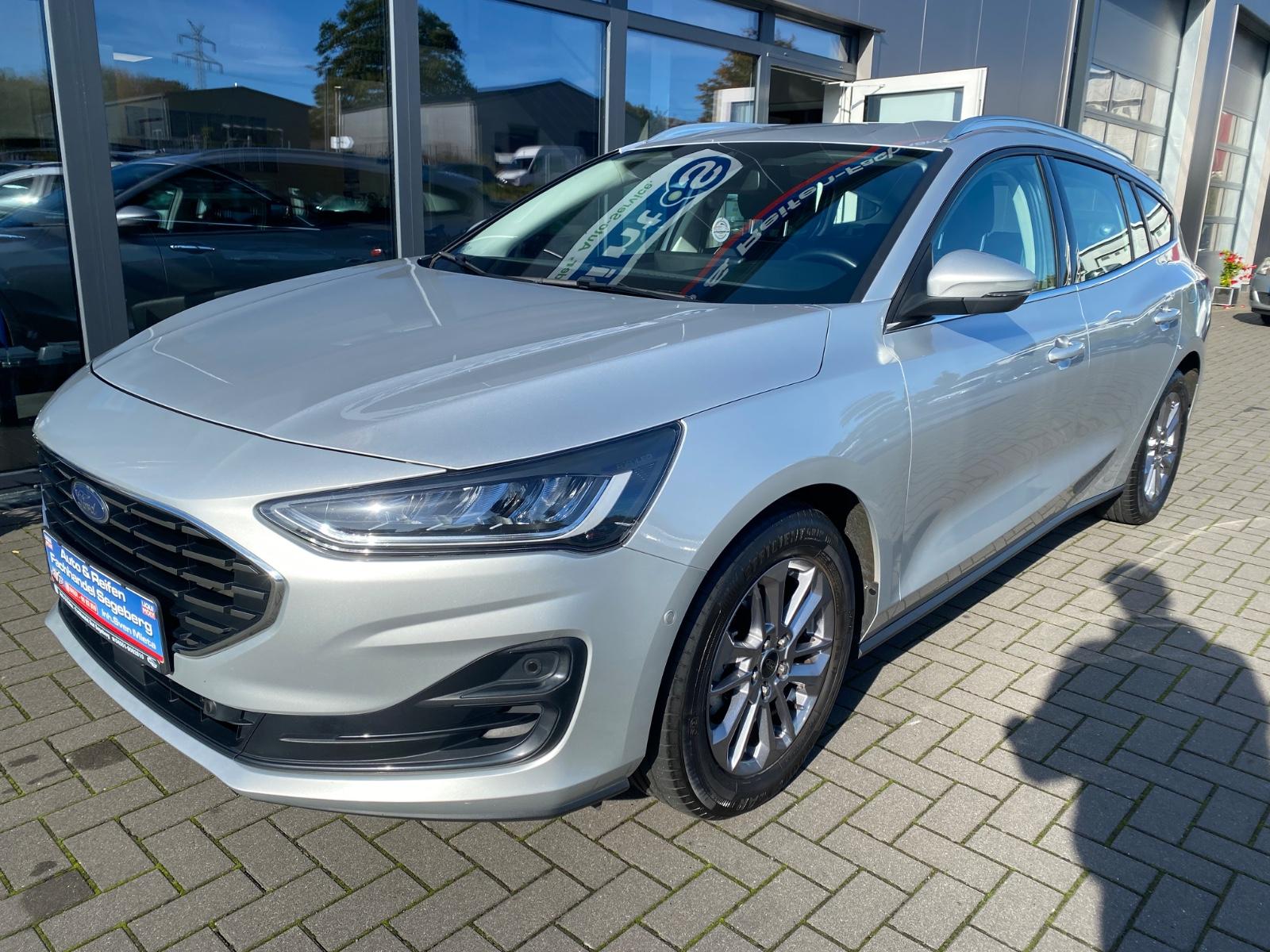 Ford Focus Turnier 1.5TDCi Titanium*LED*NAVI*SITZHZG
