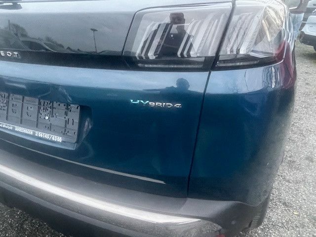 Fahrzeugabbildung Peugeot 3008 GT PlugIn Hybrid4 300 e-EAT8