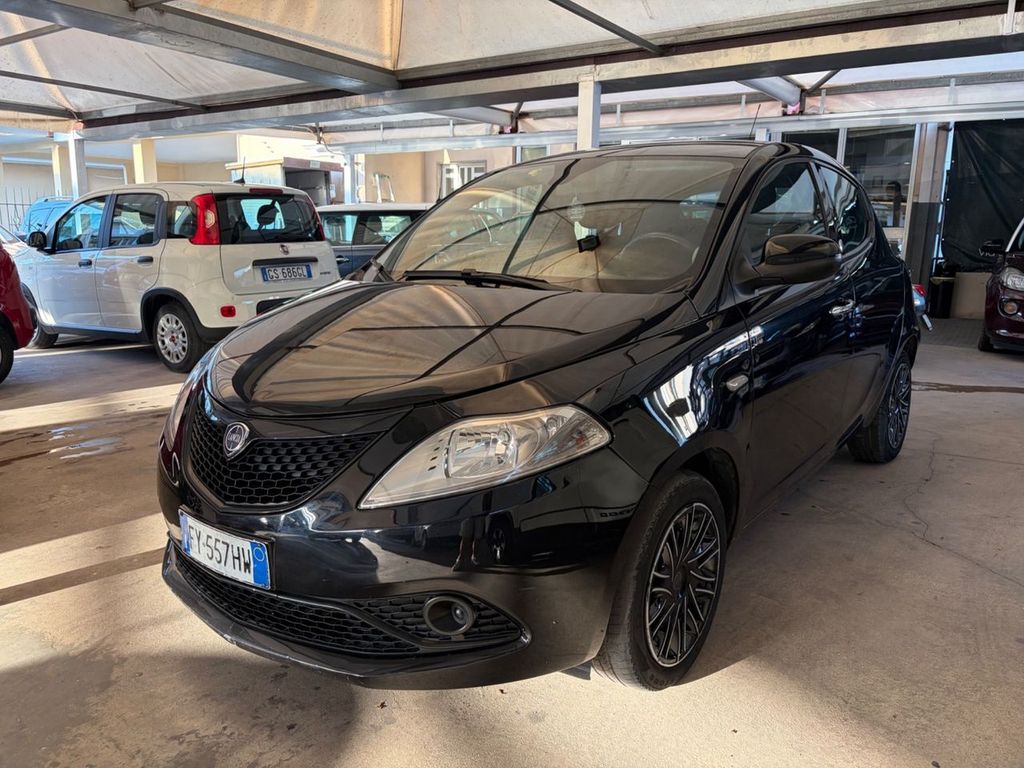Image of Lancia Ypsilon
