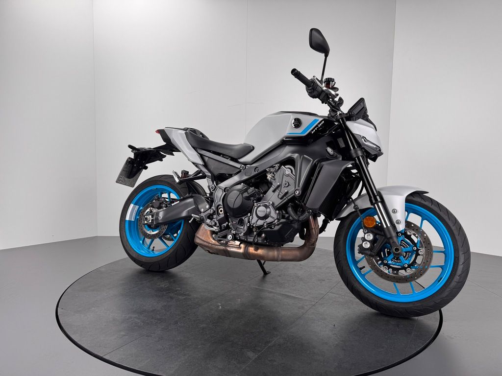 Fahrzeugabbildung Yamaha MT-09 *TOP-ZUSTAND *SERVICE NEU