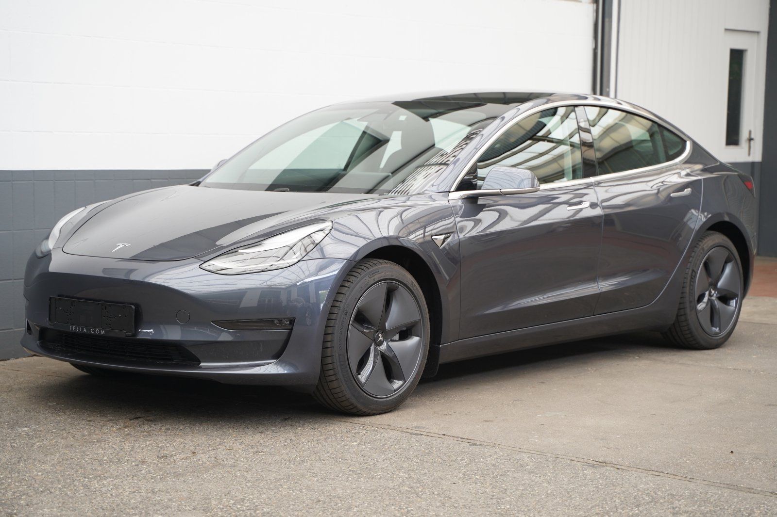 Tesla Model 3 Standard Range + *AHK*