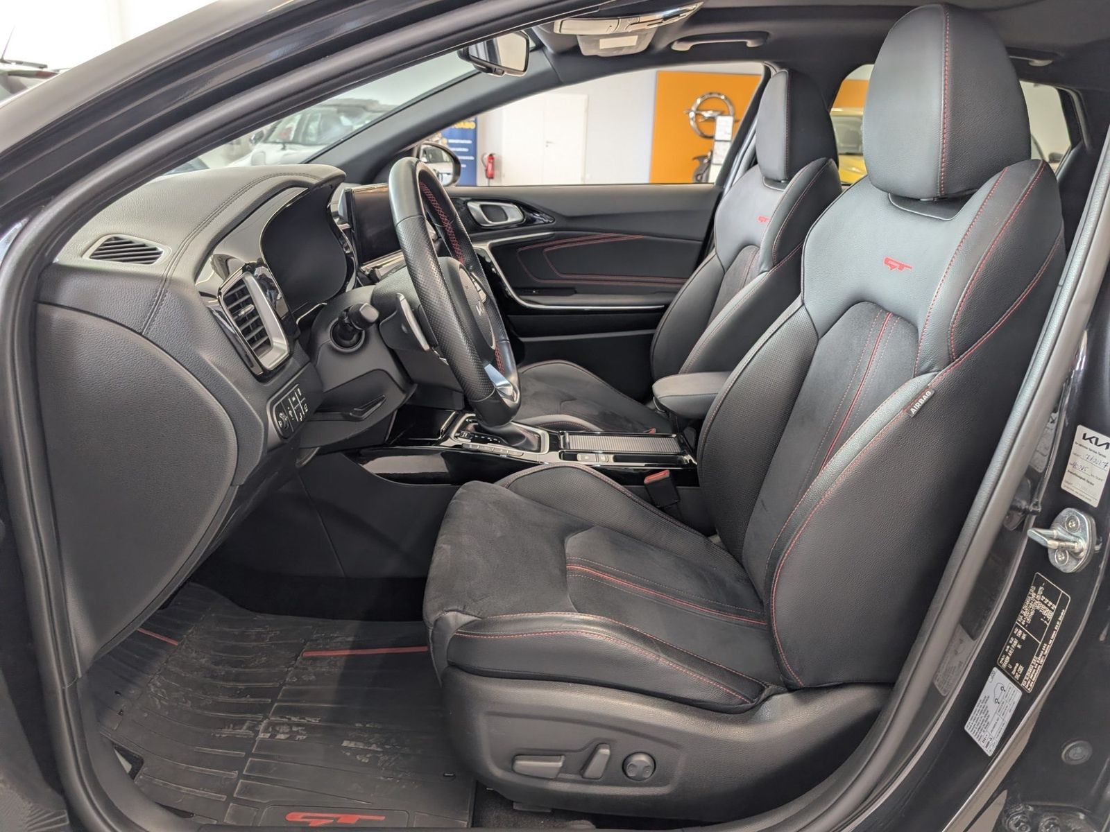 KIA pro_cee'd ProCeed 1.6 T-GDI GT DCT Glasdach Komfort – Bild 9