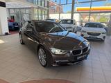 BMW 318 d xDrive Lim. Luxury-Line Navi BI-Xenon PDC - BMW 318: Limousine
