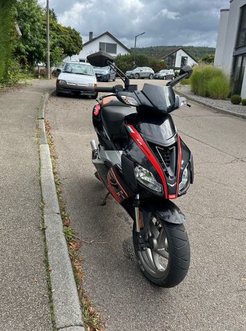 Aprilia Sr 50 r