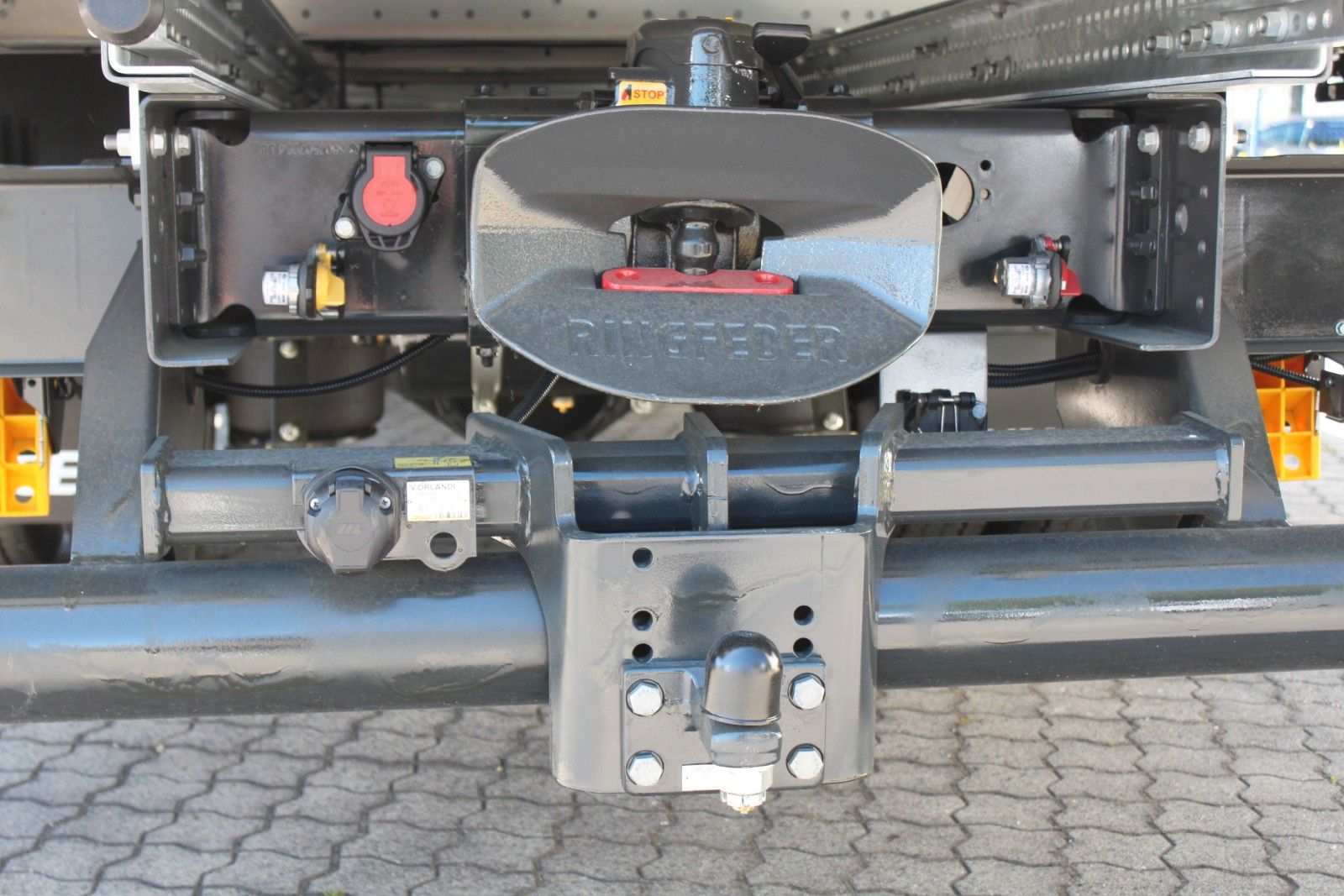 Fahrzeugabbildung Iveco EuroCargo ML80E21/P Gerüstbaupritsche
