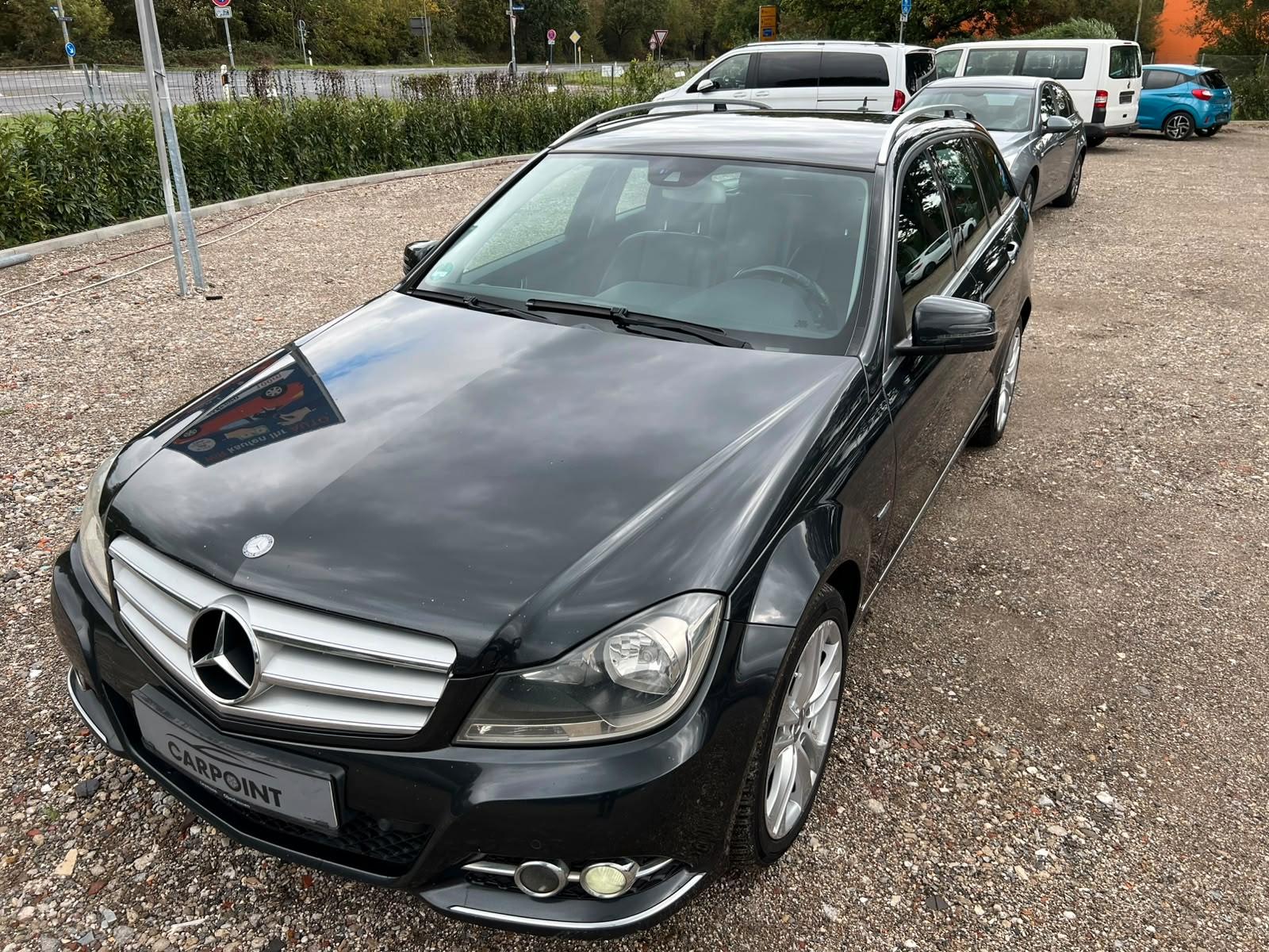 Mercedes-Benz C220 2011 — photo 34