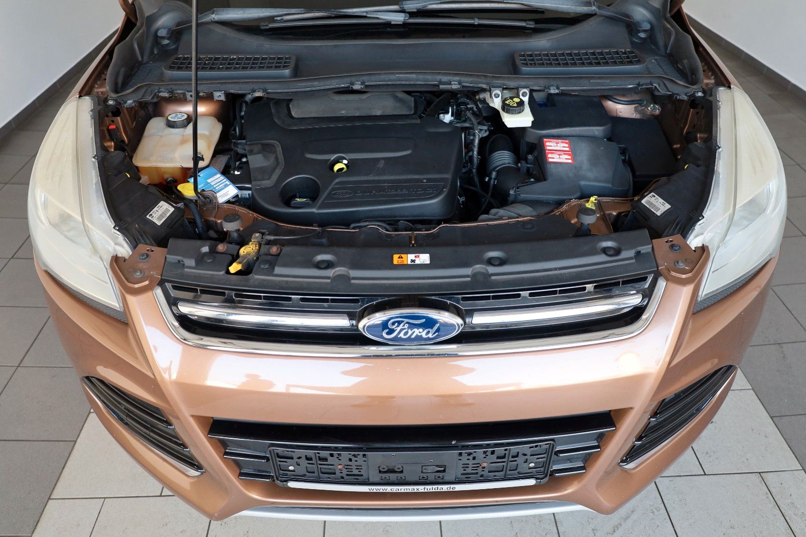 Fahrzeugabbildung Ford Kuga Titanium T.Leder,PSC,AHK,Standheizung,SR+WR